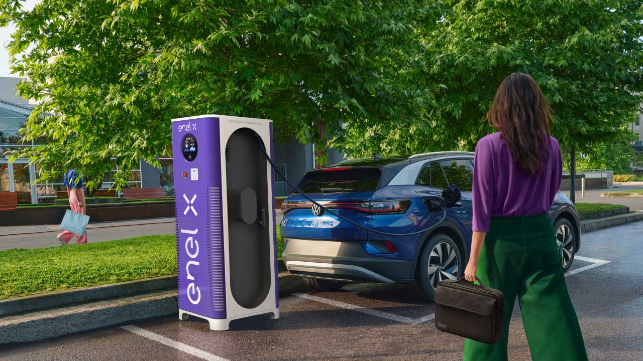 Quanto tempo ci vuole per ricaricare una macchina elettrica?